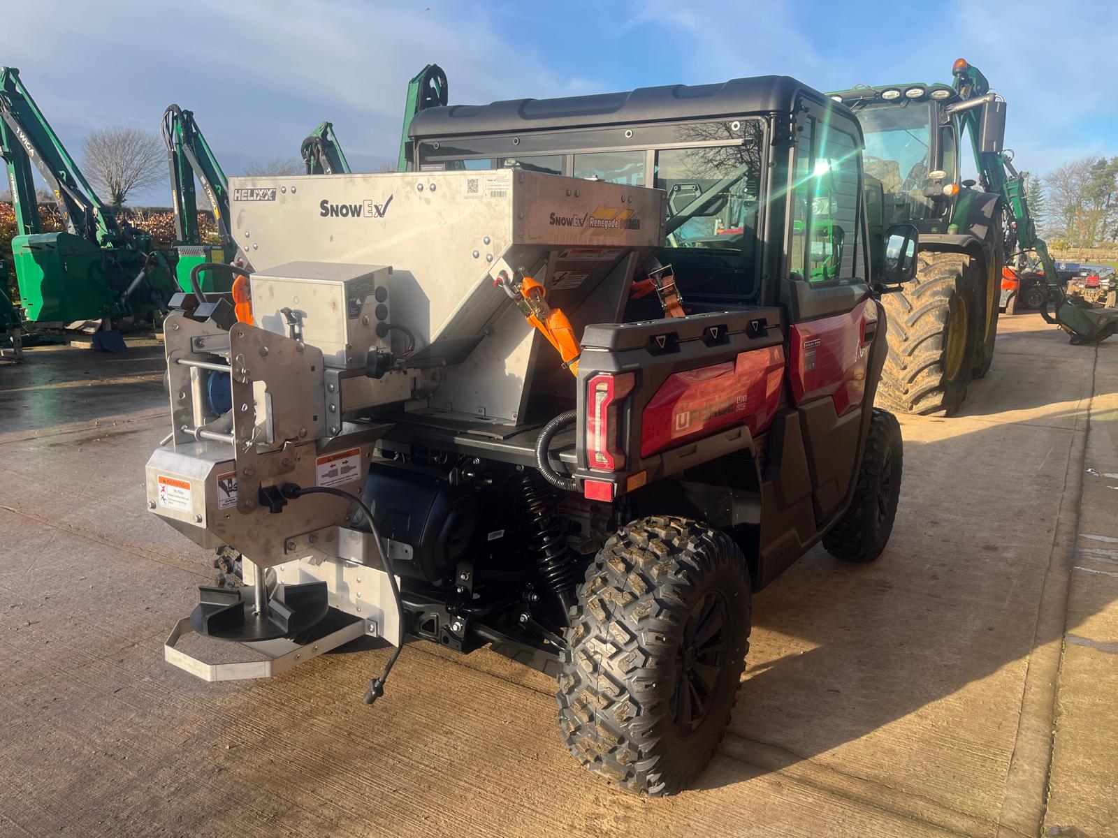 Helixx UTV Spreader