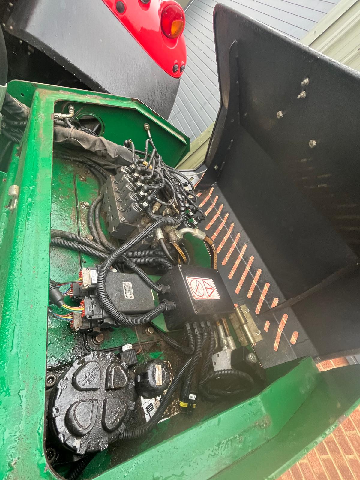 2019 Spearhead T65 Mid Hedge Cutter - Image 5